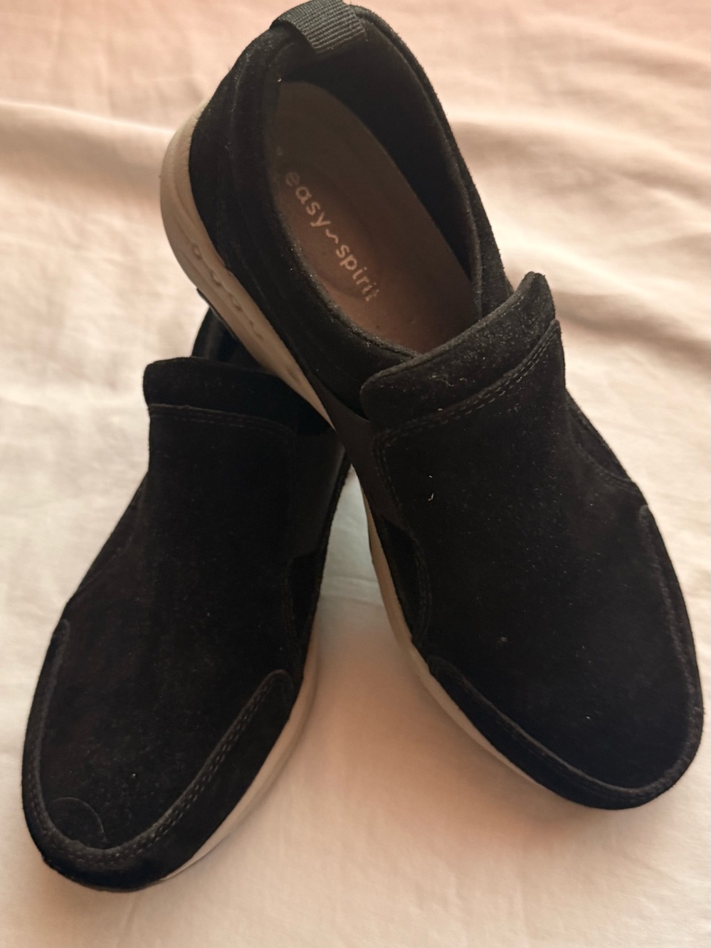 Easy Spirit Black Slip-On Suede-Look Loafers.
